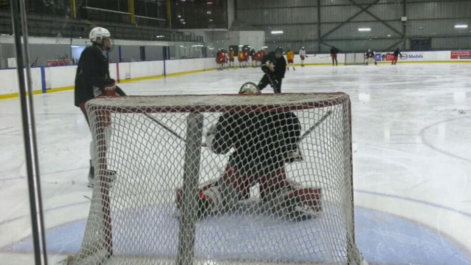 Calgary Canucks pick up a big win at the Centennial Cup