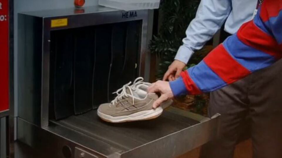 Travellers will no longer need to remove your shoes at U.S. airport security checkpoints