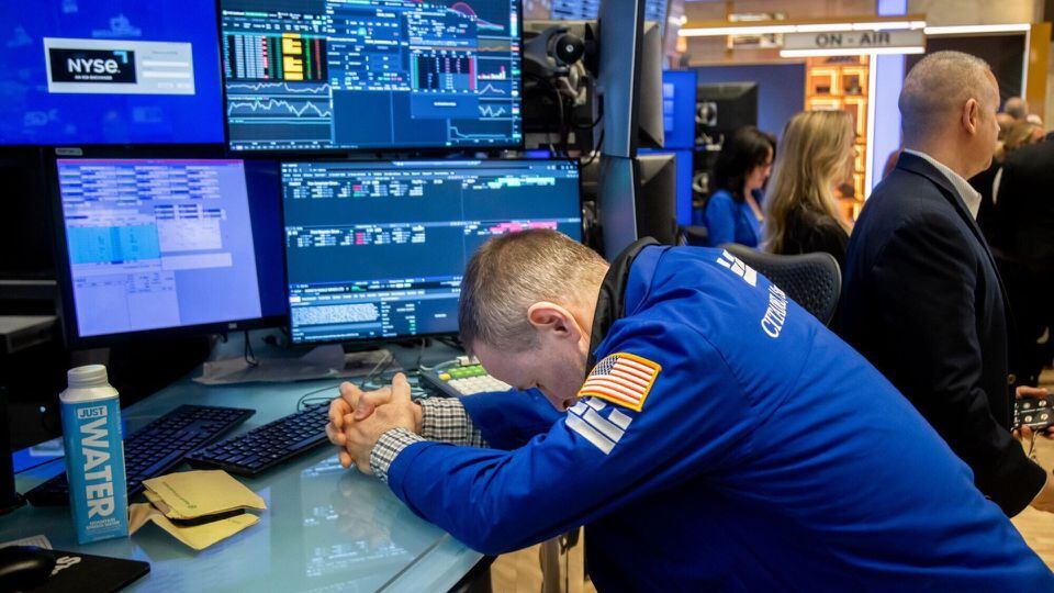 Investing strategy for tariff uncertainty
