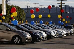 New vehicle sales up 5%, but analysts warn of market slowdown