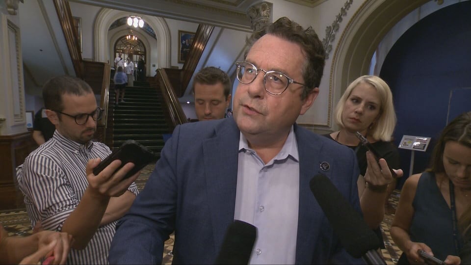 'Things are improving,' says Que. education minister on filling teacher positions