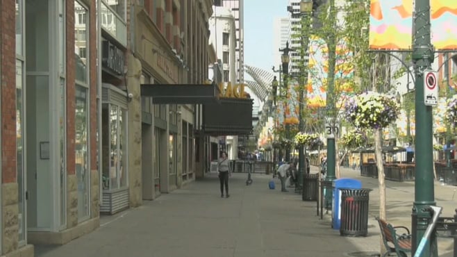 3 men injured in fight along Eighth Avenue