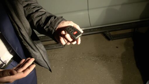Class action lawsuit alleging smart fobs made cars easy to steal gets judge’s green light