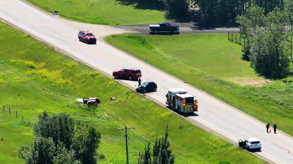 1 person dead after crash in Strathcona County