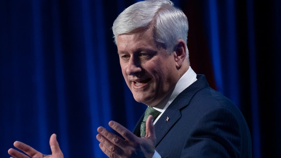 Here's why former PM Stephen Harper says tariffs weakens the 'free world' and the U.S.