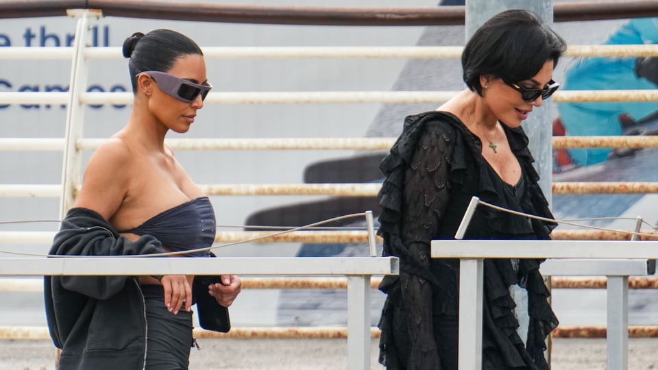 Kim Kardashian and Kris Jenner arrive in Venice ahead of wedding