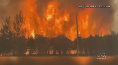 Wildfire enters Leaf Rapids