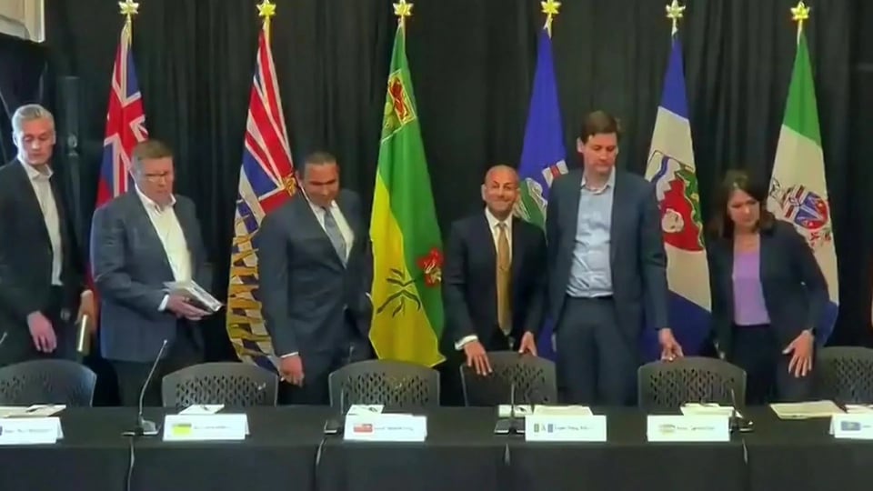 Western premiers talk energy and trade