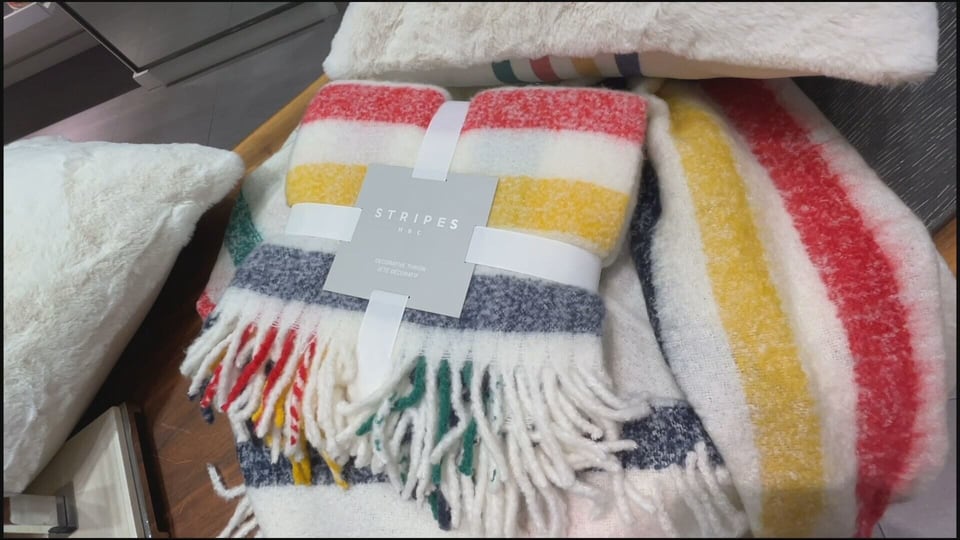 Crowds flock downtown to score iconic Hudson’s Bay blankets