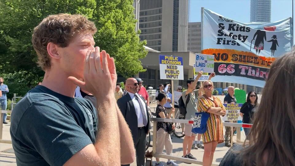 Dueling protests flare up outside Toronto city hall over homeless shelters