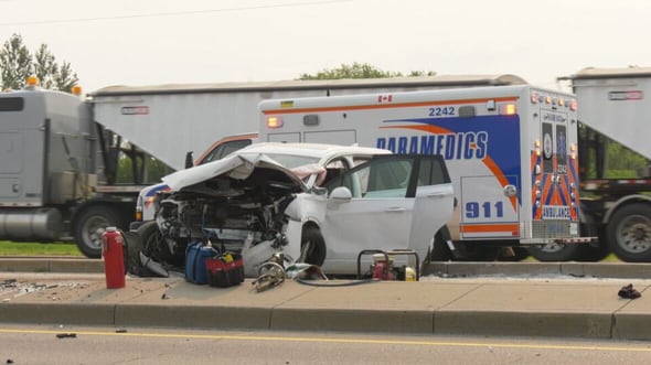 Saskatoon woman killed in morning crash on Circle Drive