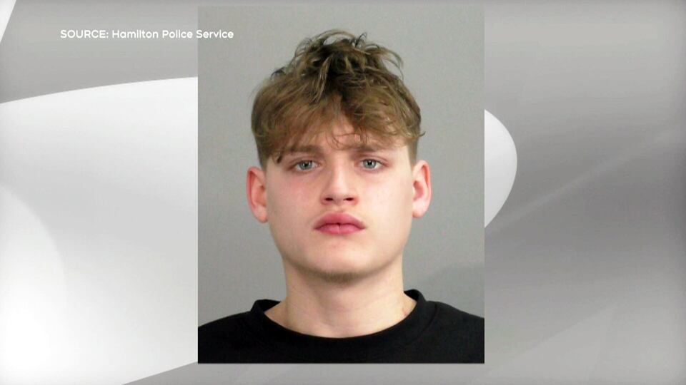 Hamilton police 'actively looking' for 17-year-old suspect in shooting of bystander