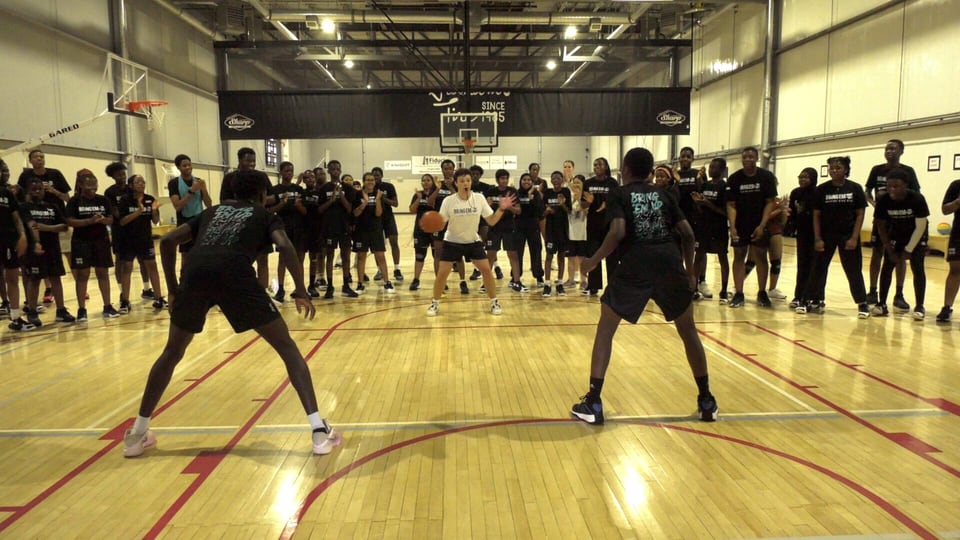 Basketball camp held for newcomers in Regina